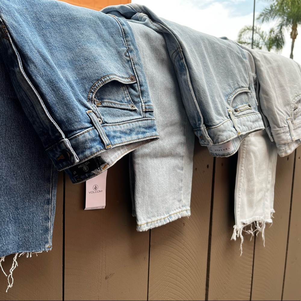 Good booty jeans sale!